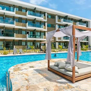 https://mana-beach-experience-porto-de-55590-000.portodegalinhashotels.com